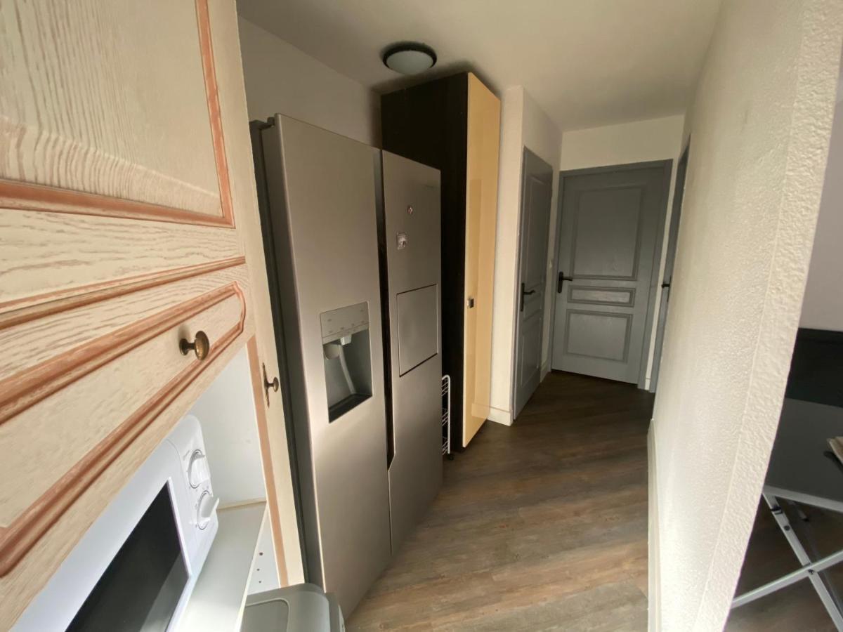 Appartement Au Lagon Bleu A Frejus, Garage, Tennis & Piscine 1200 M2 Exterior photo